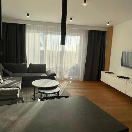 Airport Komputerowa Vip * Warszawa